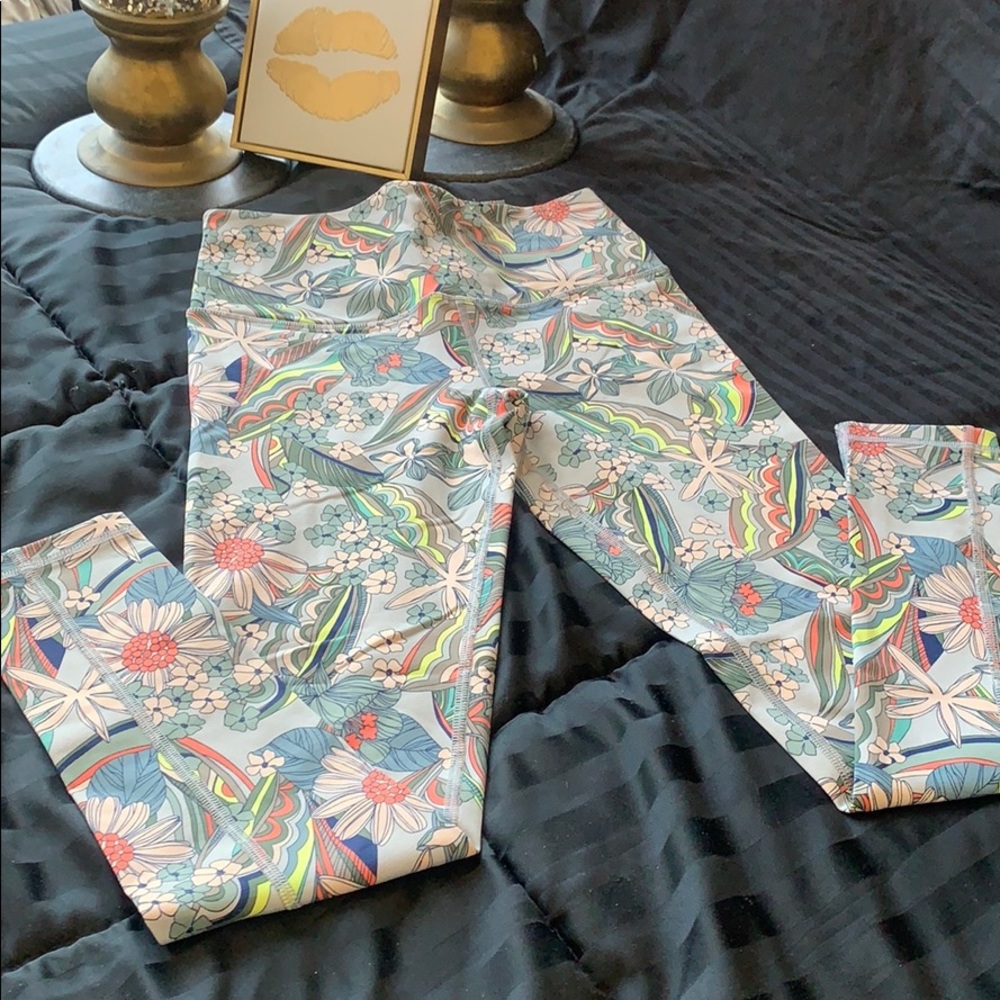 NWT- Victoria Sport athletic pants